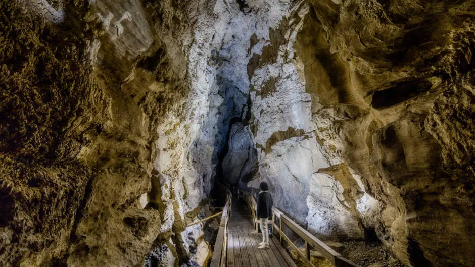 Common Mistakes First‑Time Cavers Make in New Zealand